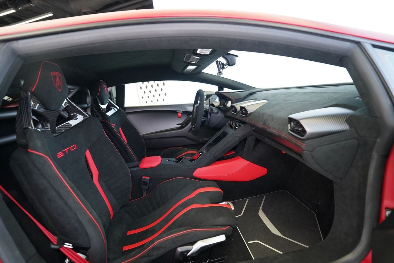 Lamborghini Huracan STO