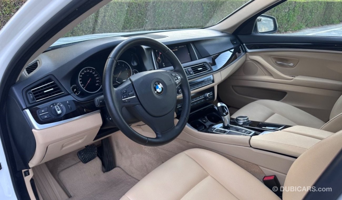 BMW 520i