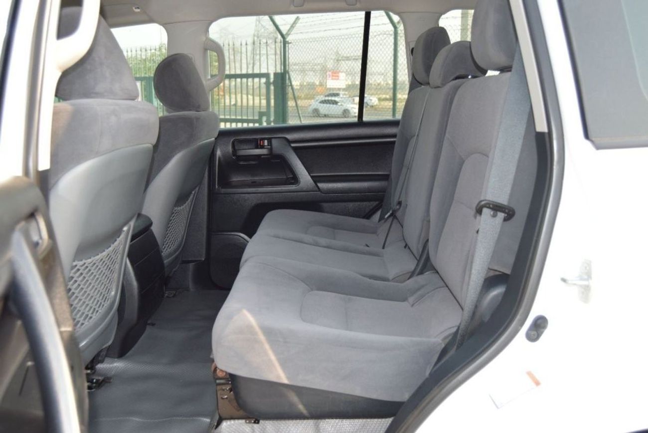 تويوتا لاند كروزر GX