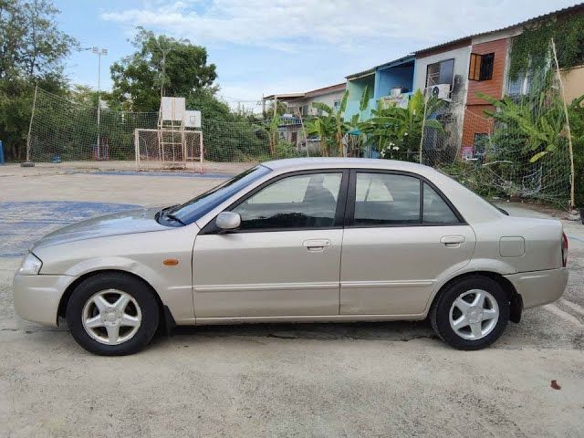 Mazda Protege exterior - Side Profile
