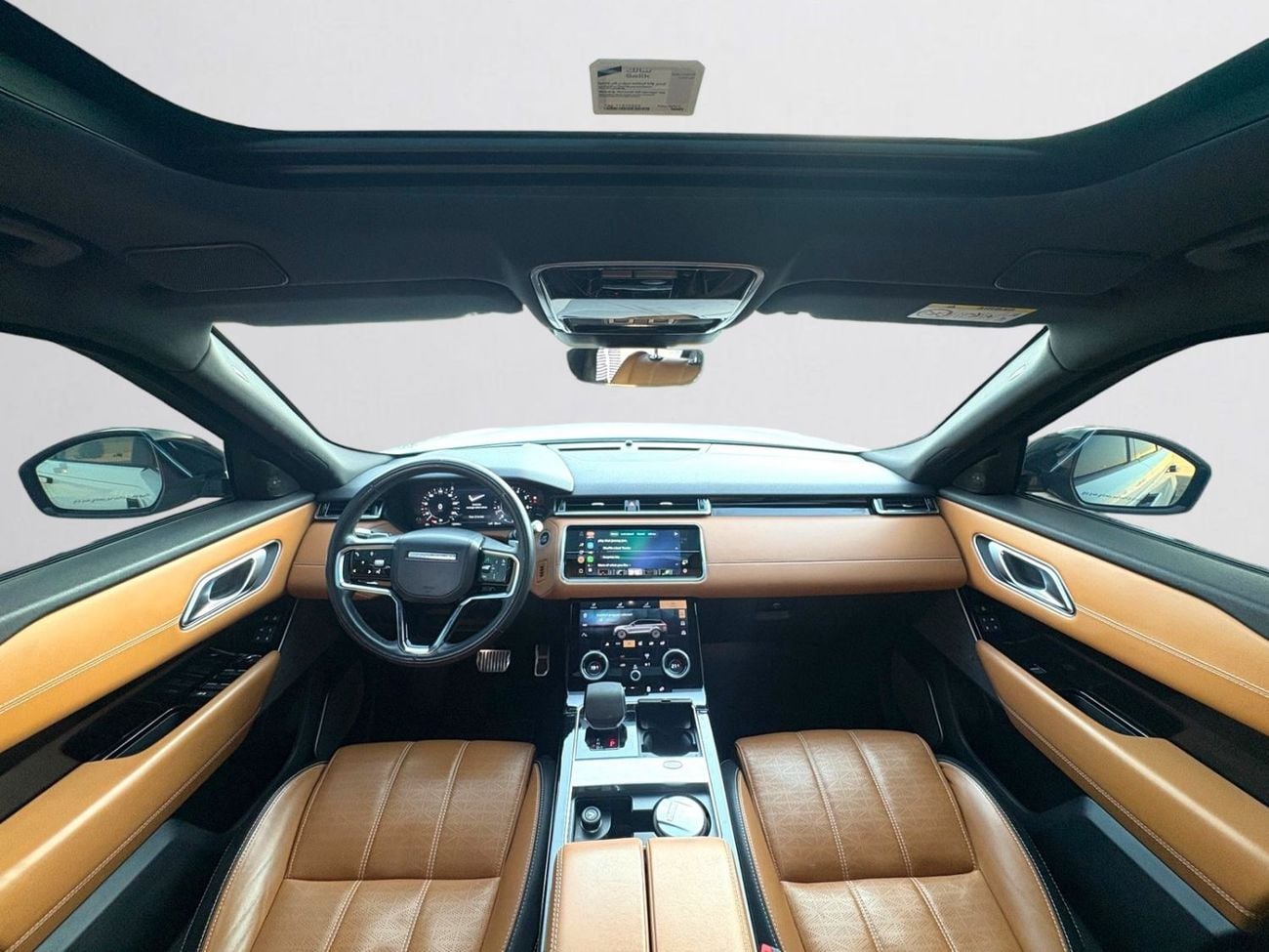لاند روفر رينج روفر فيلار R-DYNAMIC HSE AED 3,000 P.M | 0% DOWN PAYMENT | RANGE ROVER VELAR P300 HSE R-DYNAMIC