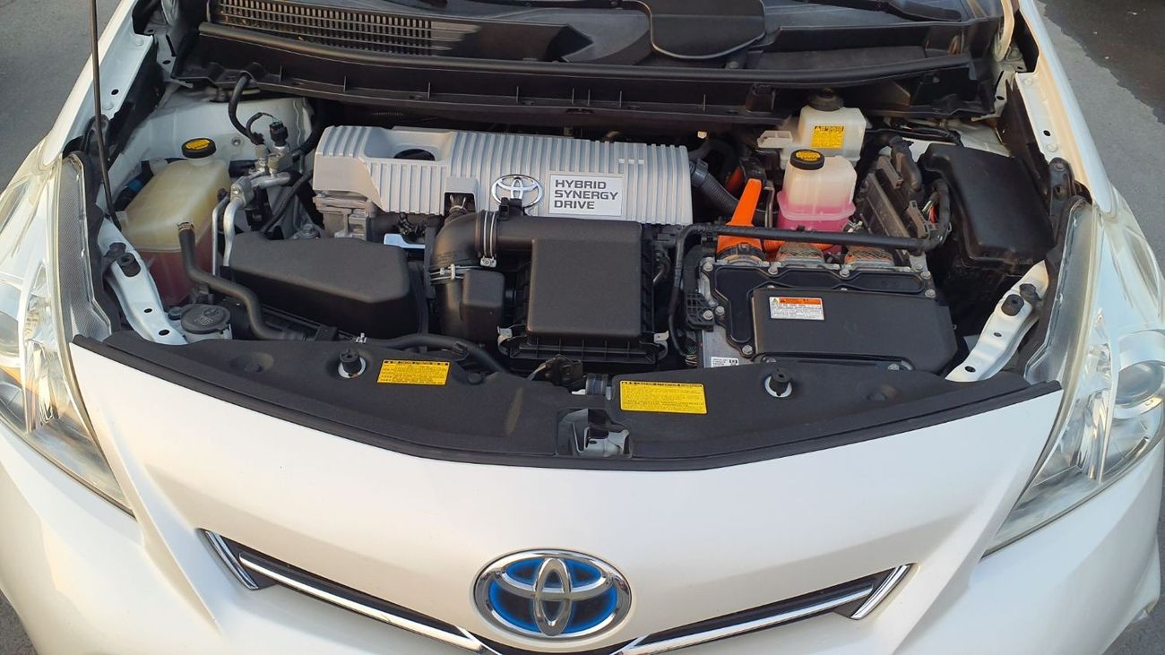 تويوتا برياس Toyota Prius Alpha