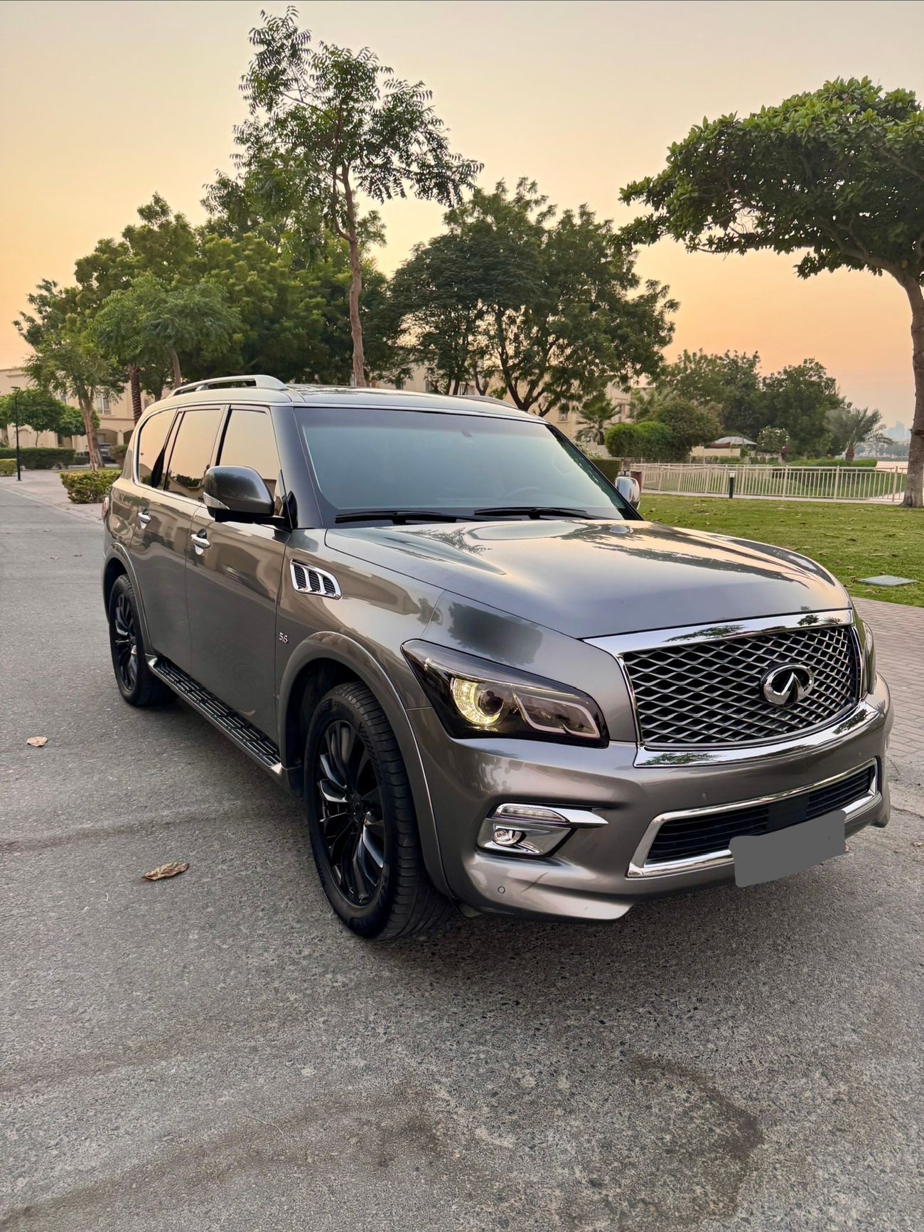 إنفينيتي QX80