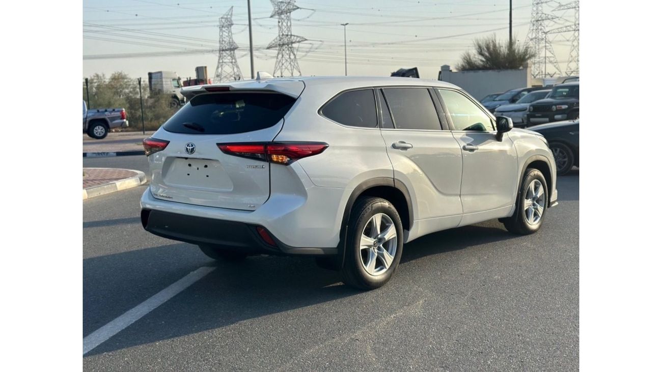 Toyota Highlander LE TOYOTA HIGHLADER