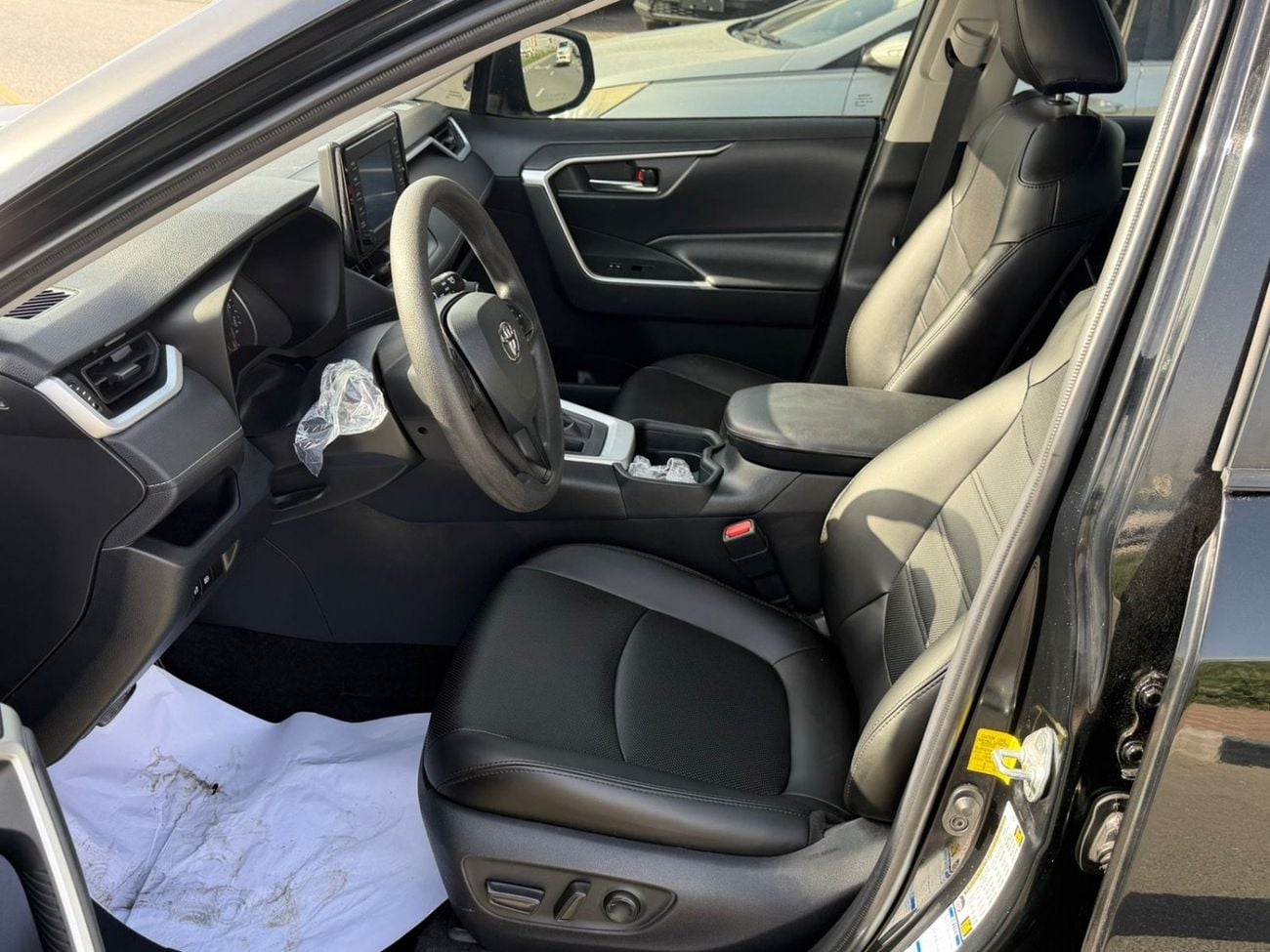 Toyota RAV4 2020 Toyota RAV4 XLE 4x4 Full option 2.5L