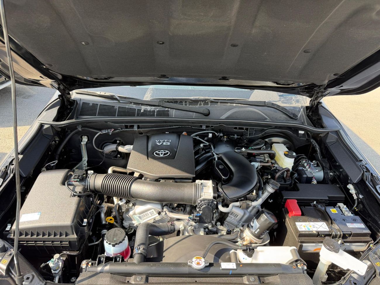 تويوتا فورتونر 4.0L VXR V6 PETROL AUTOMATIC TRANSMISSION