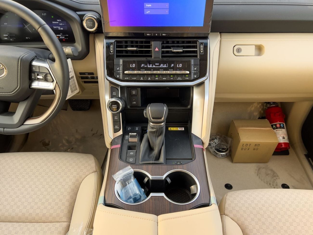 Toyota Land Cruiser EXPORT ONLY - 2026 LC300 VX 4.0L (GCC Specification)