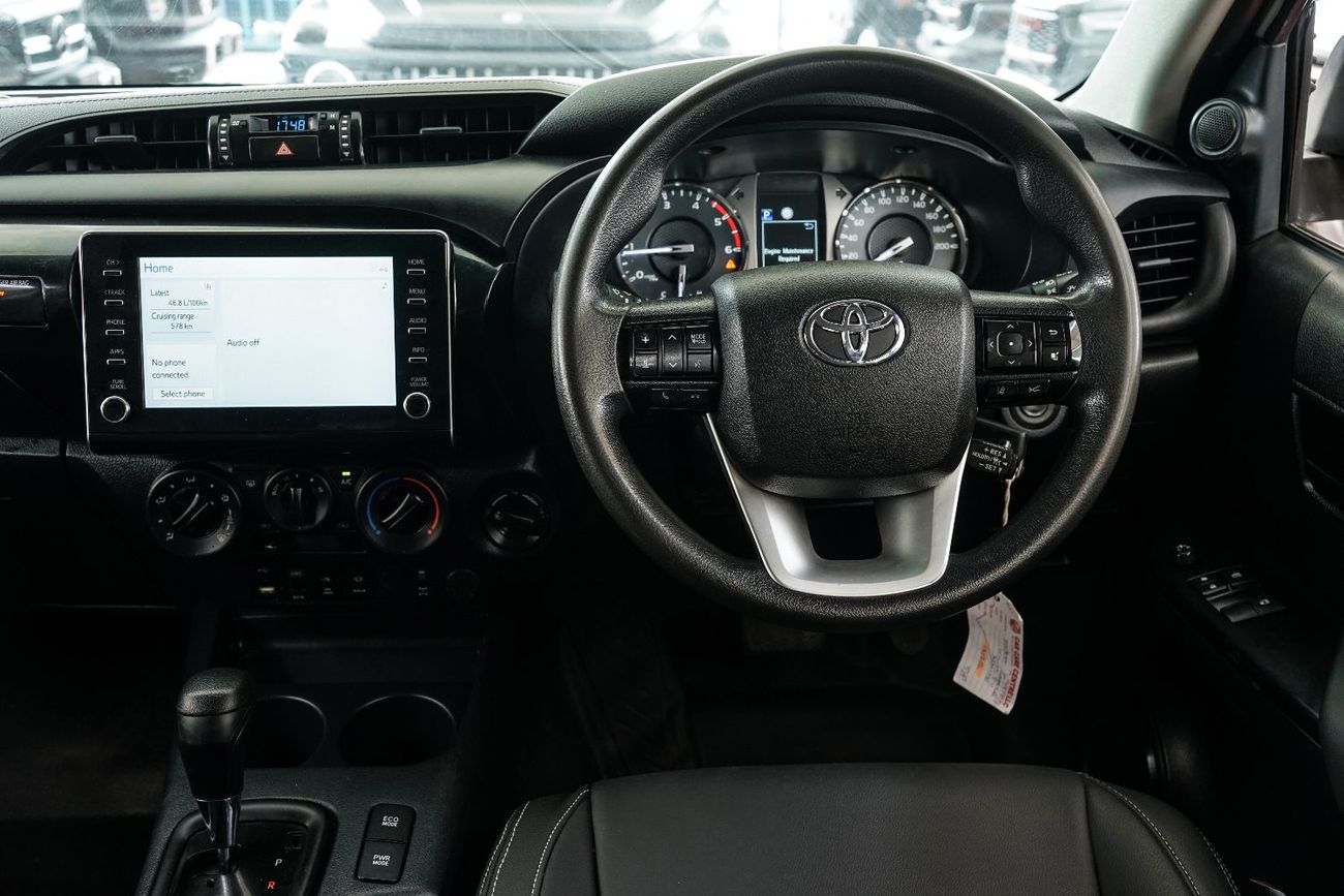 Toyota Hilux SMART CAB SINGLE CABIN