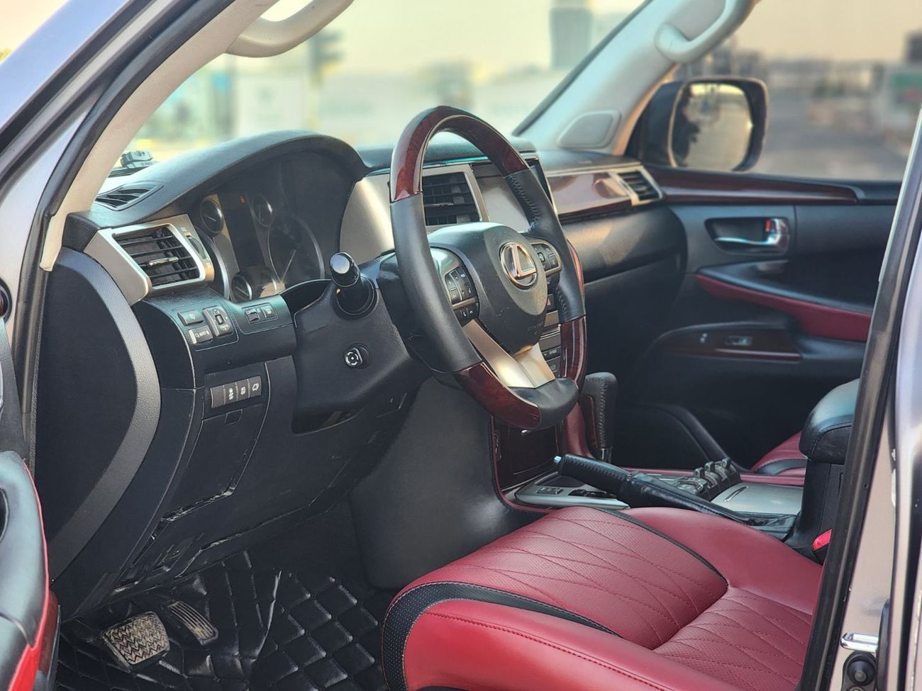 Lexus LX 570 Platinum 5.7L