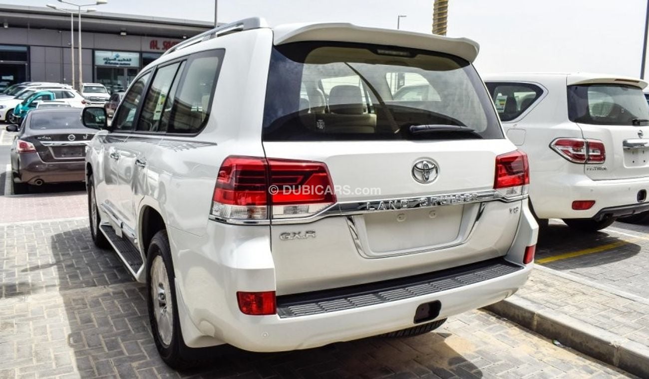 Toyota Land Cruiser GXR V8