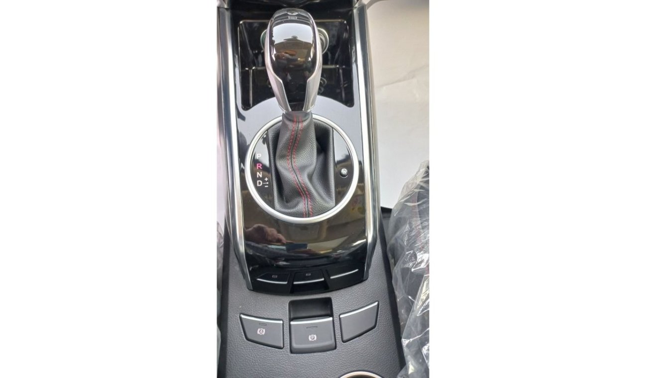 Zotye Auto Domy X5 Mitsubishi Engine 1.5CC