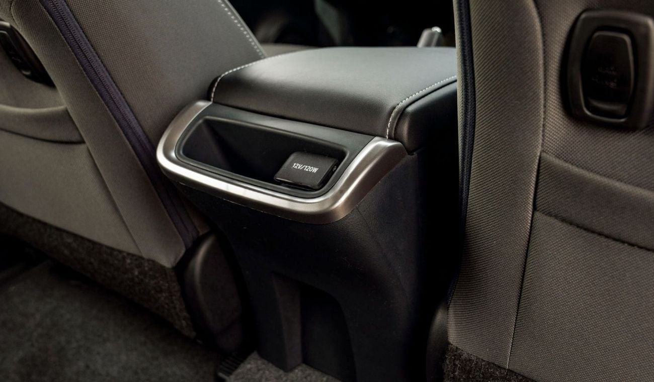 تويوتا فورتونر Toyota Fortuner 2.4L Diesel AT MY2024