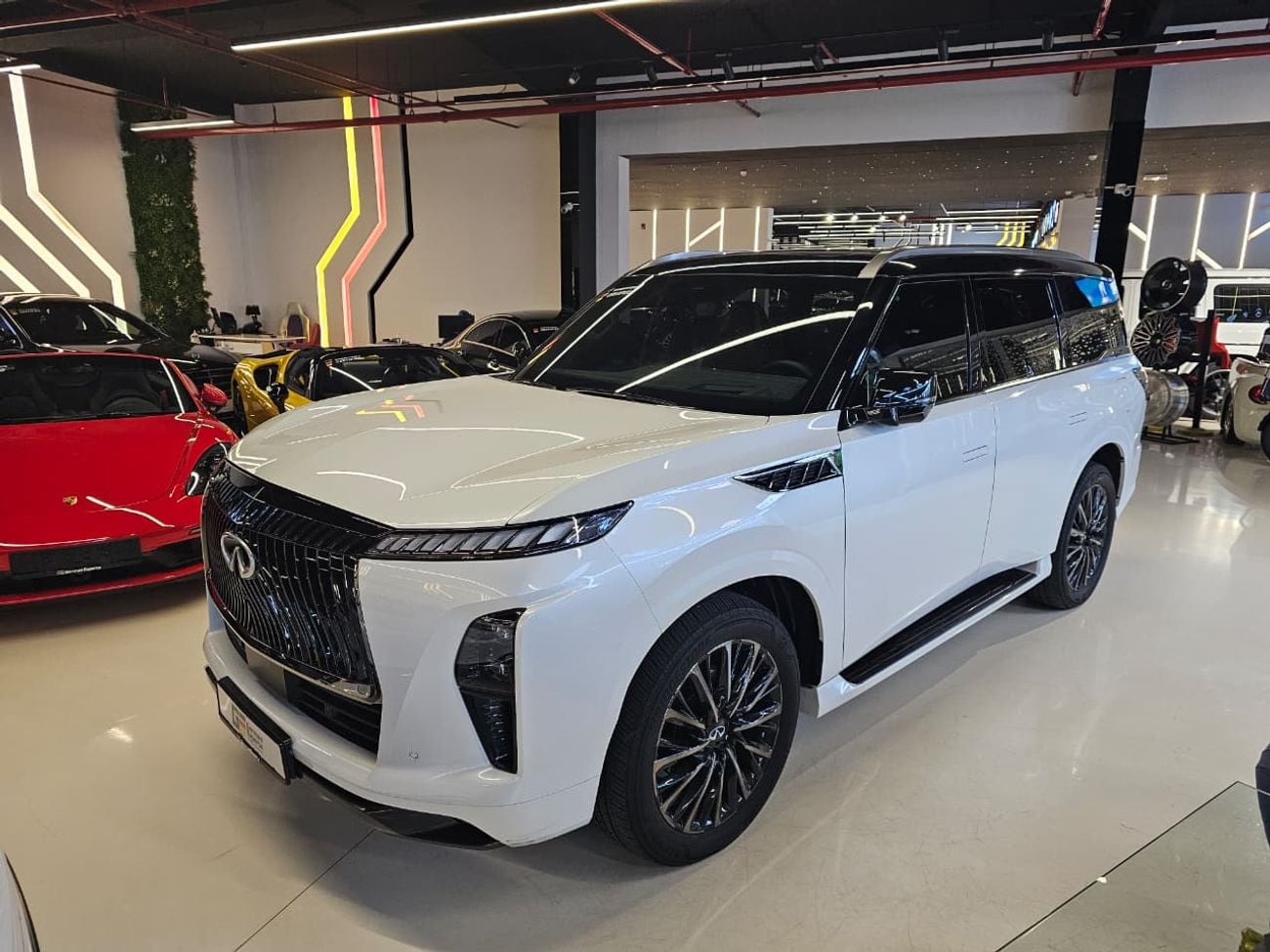 Infiniti QX80 Autograph Bench Chairs 3.5L 2025 Infiniti QX80 Autograph - 5 Years Warranty and Service - Mint condi