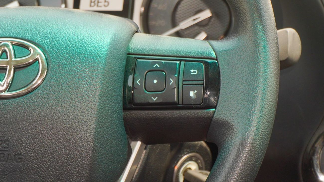 تويوتا هيلوكس TOYOTA HILUX SR5 2.7L PETROL