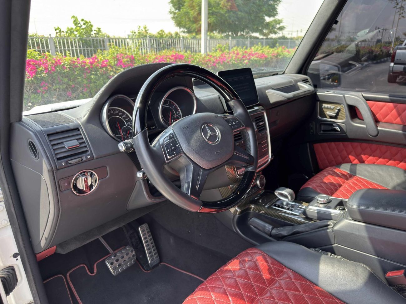 Mercedes-Benz G 63 AMG Std 5.5L GCC SPEC NEAT AND CLEAN LESS KILOMETER