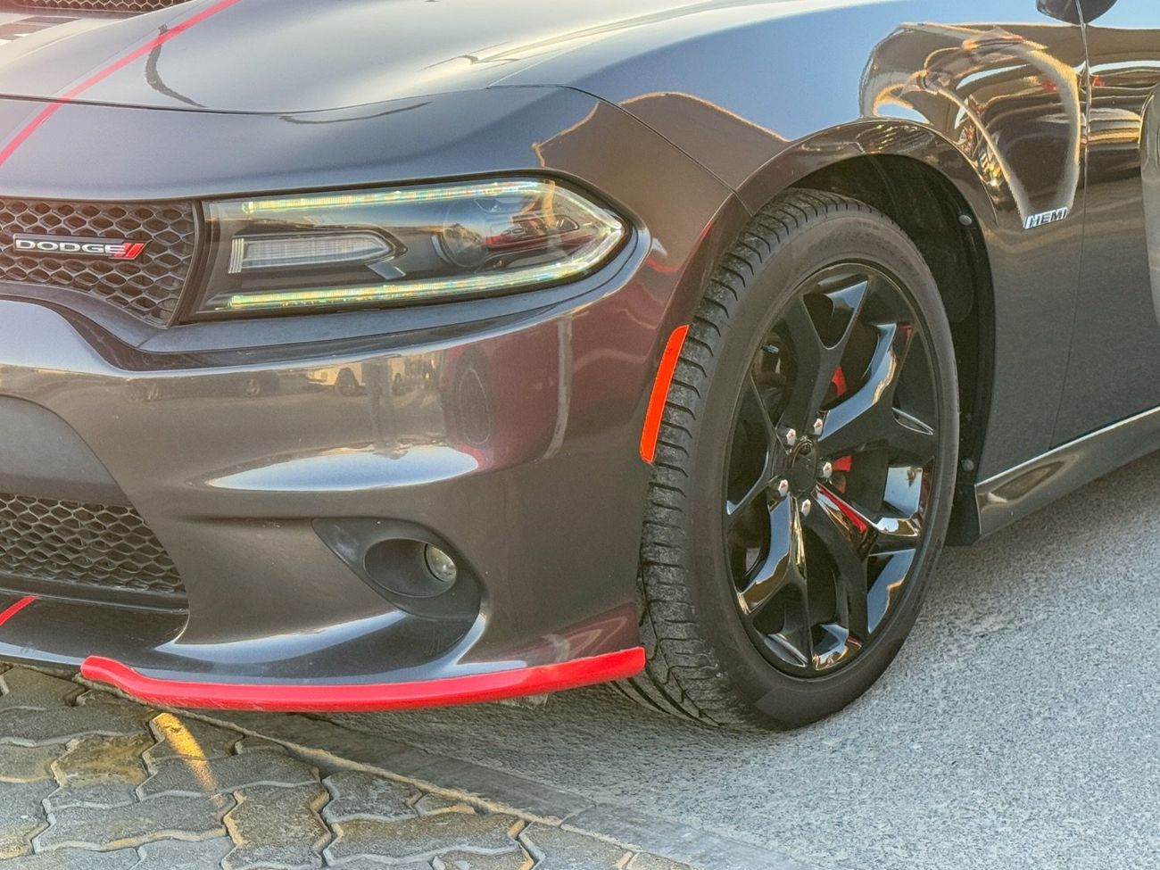 Dodge Charger R/T Mid 5.7L Dodge Charger R/T / 2019 / GCC / Free Accident/ V8