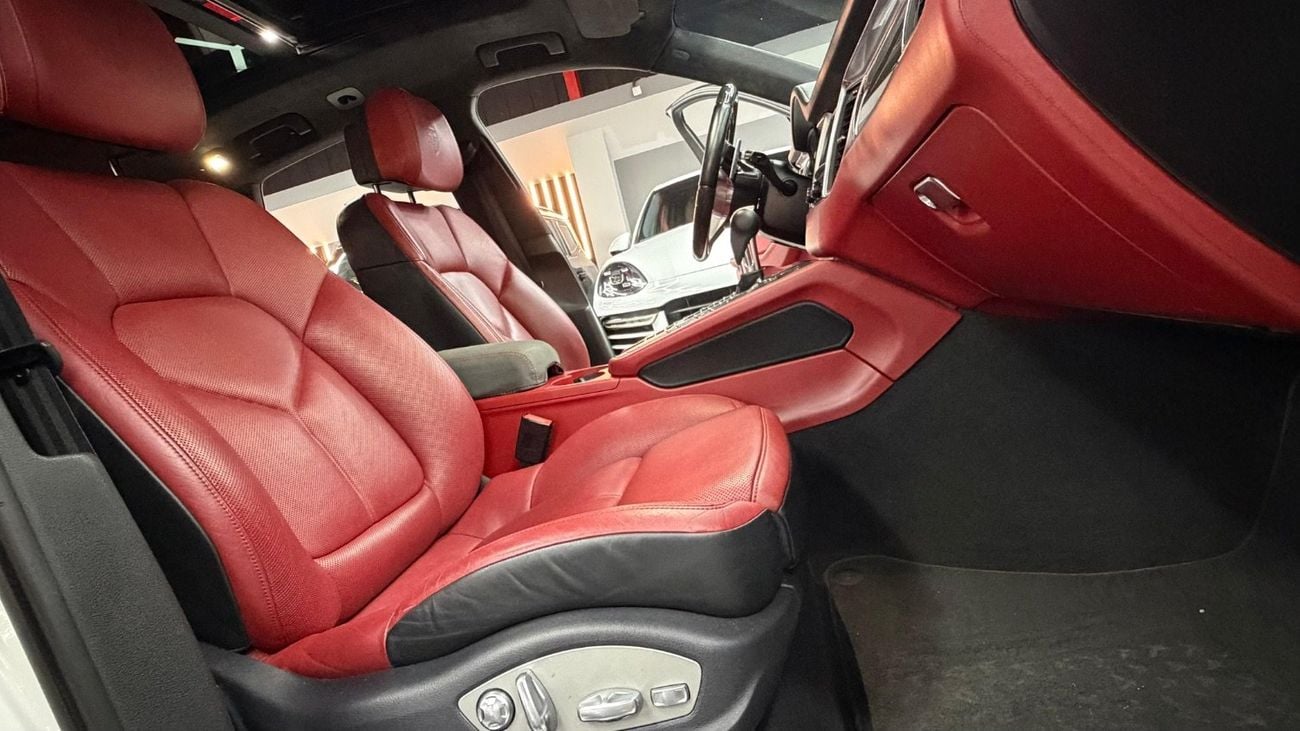 بورش ماكان Turbo 3.0L