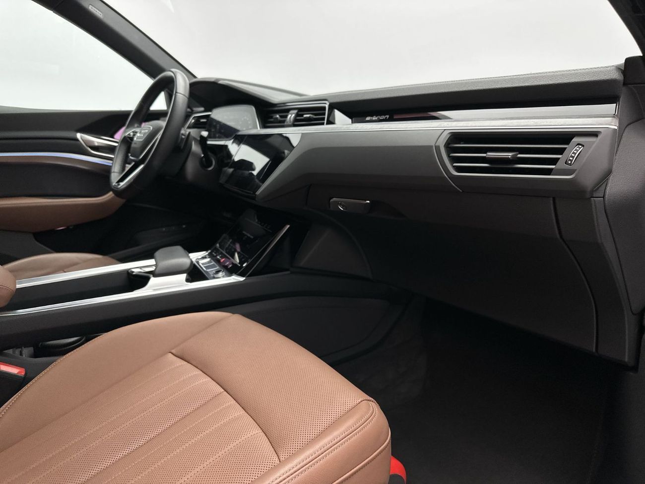 أودي Q8 إي ترون 55 quattro S Line