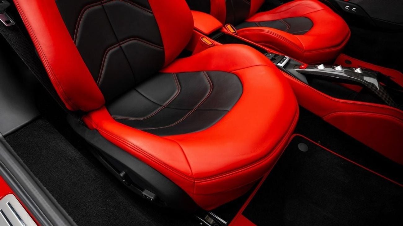 Ferrari 488 Spider STANDARD - 2018 - GCC Specs