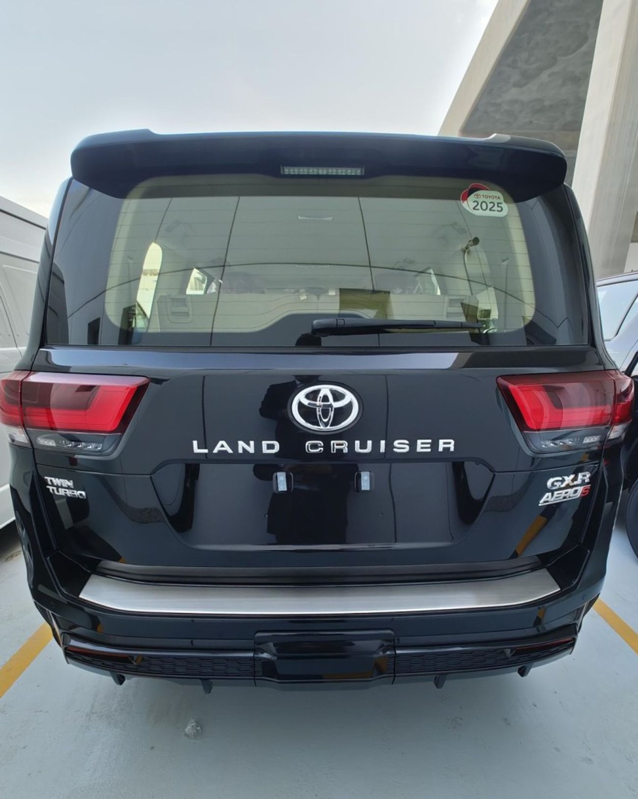 Toyota Land Cruiser 2026 Toyota Land Cruiser 300 GXR AEROS 3.5L Twin Turbo AT Petrol