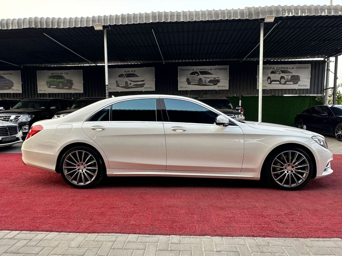 مرسيدس بنز S 550 V8 - 4.7L