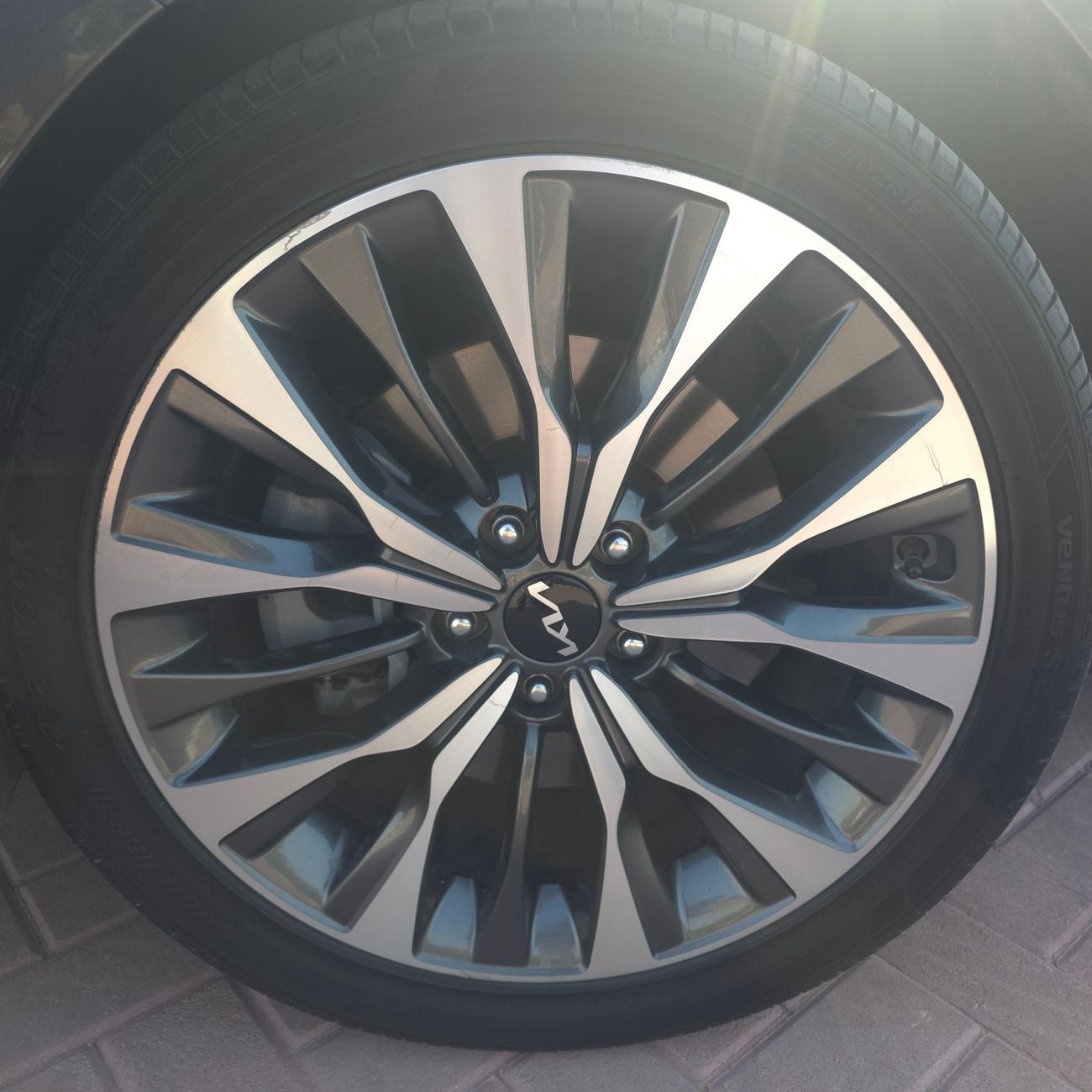 Kia K8