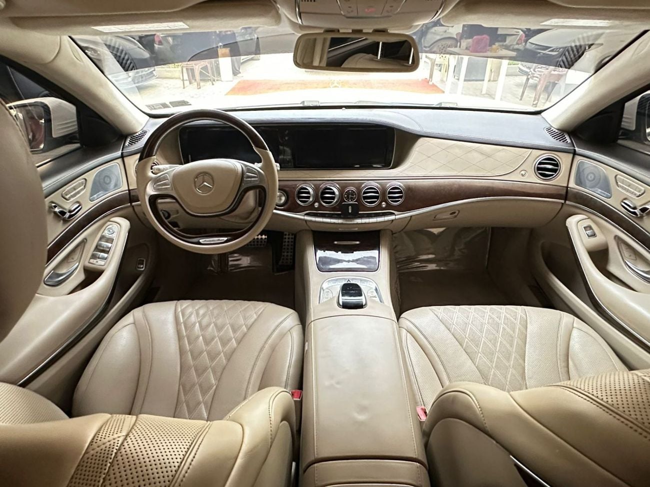 مرسيدس بنز S 550 V8 - 4.7L