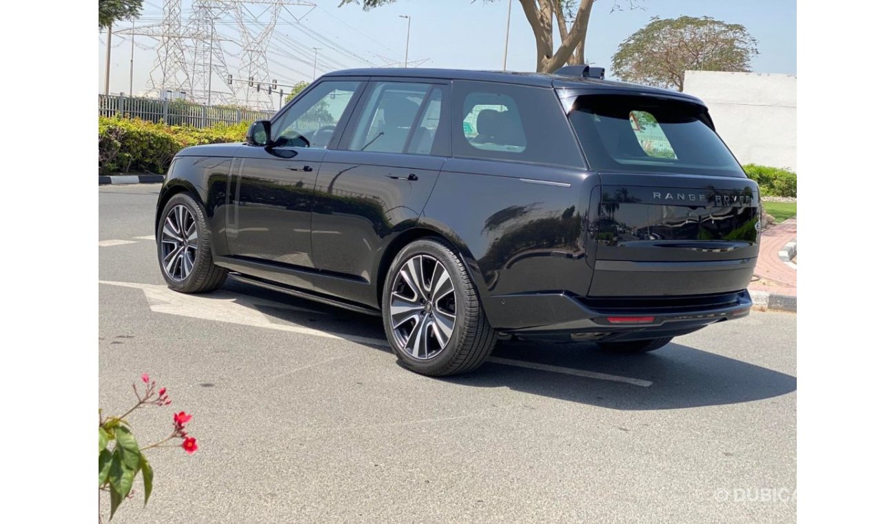 Land Rover Range Rover GCC SPEC UNDER WARRANTY AND SPEC