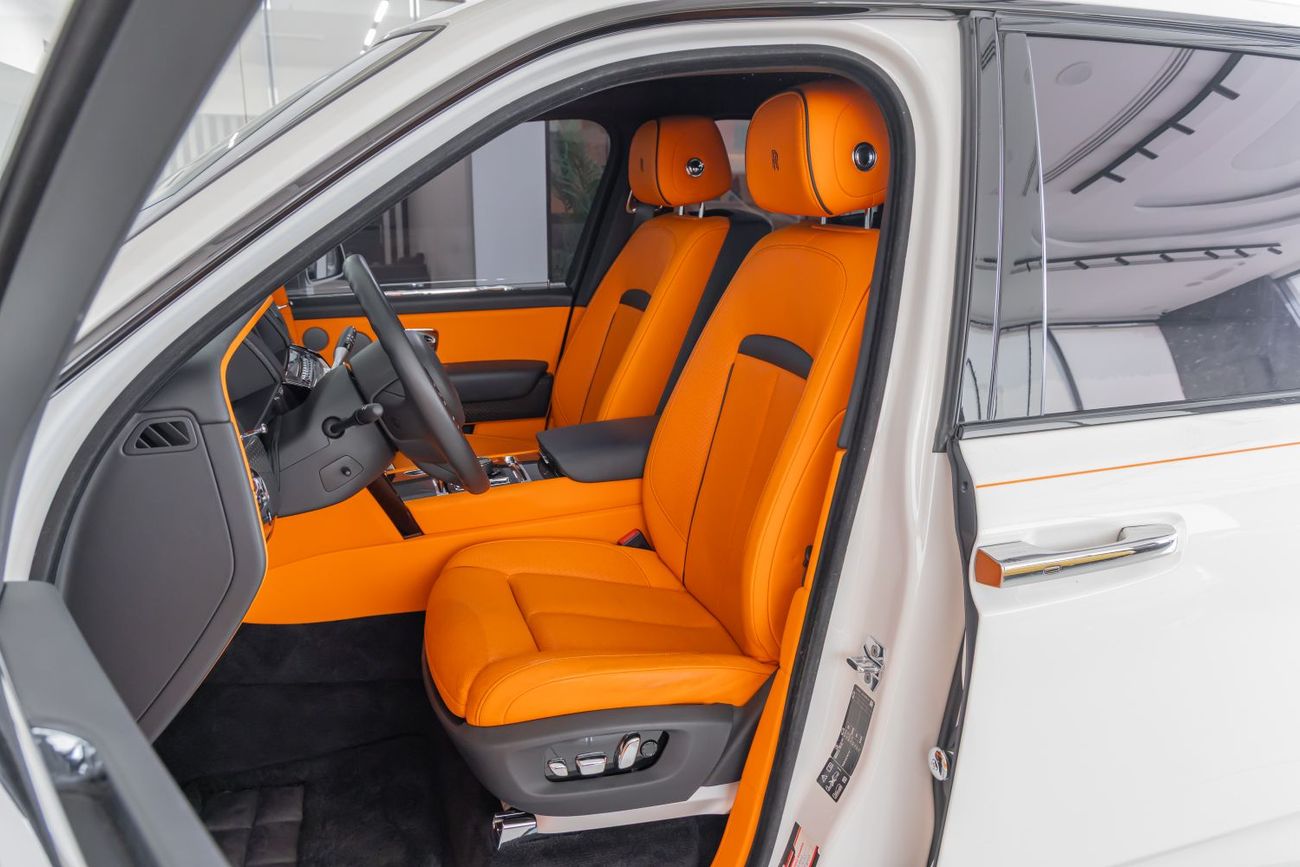 رولز رويس كولينان Rolls-Royce Cullinan Black Badge | Bespoke Orange Interior | Fully loaded | WARRANTY AVAILABLE PITST
