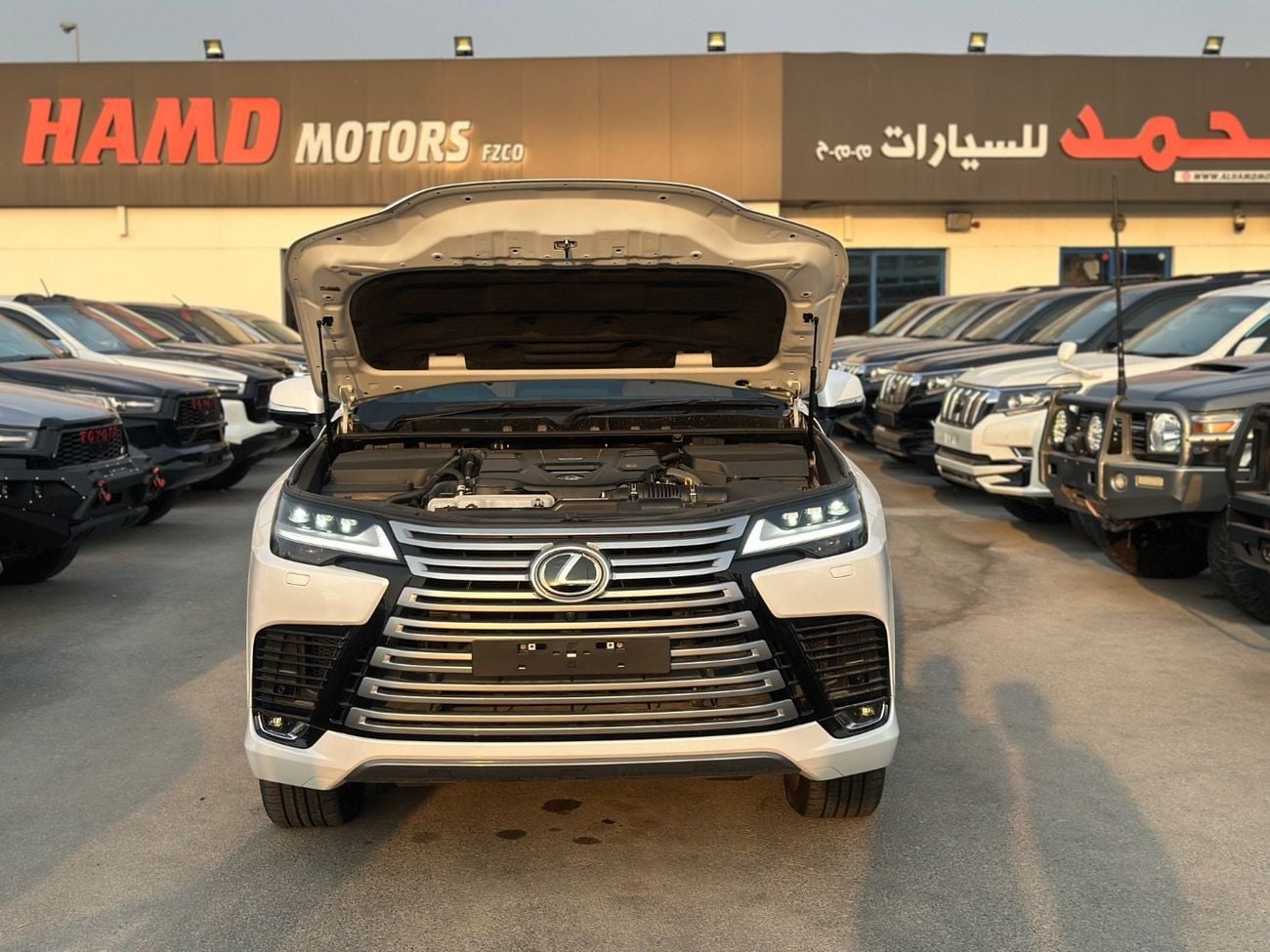 لكزس LX 500 LX 500D