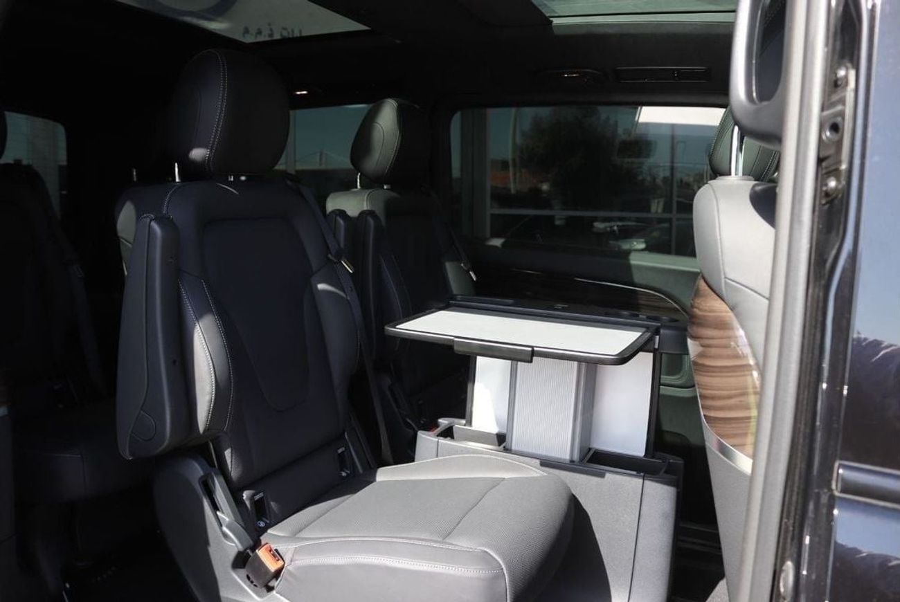 مرسيدس بنز V 300 Mercedes-Benz V300d Diesel 4Matic Exclusive, Long  2023