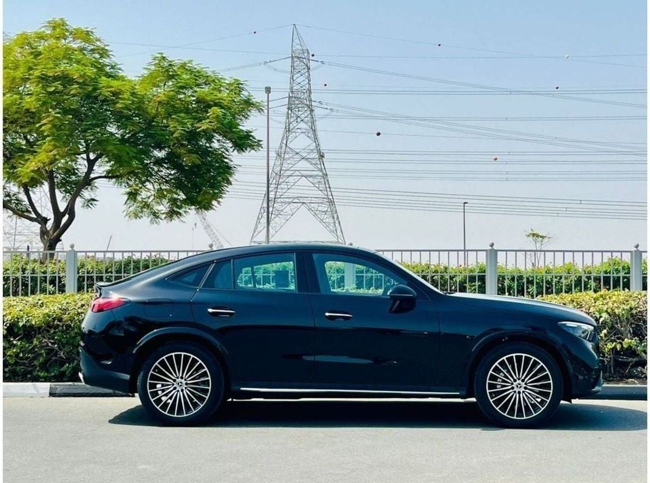 مرسيدس بنز GLC 200 | MERCEDES BENZ| GLC 200 4MATIC |GCC SPECS | YEAR 2024 | 5 YEAR WARRANT YEAR SERVICE CONTRACT