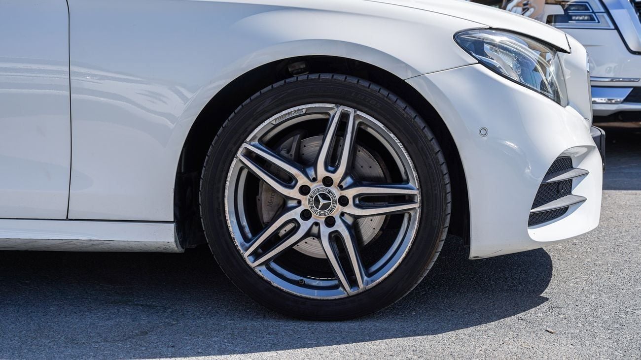 مرسيدس بنز E300 AVANTGARDE SPORT