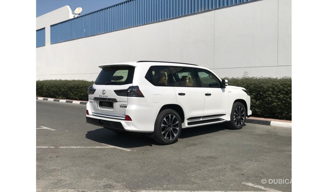 Lexus LX570 KURO Black Edition