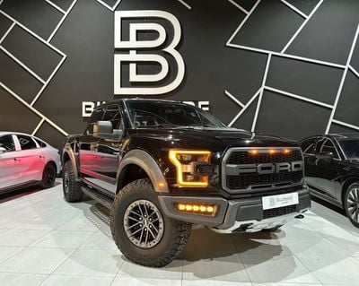 فورد إف-150 رابتور FORD RAPTOR F-150 V8 CABIN & HALF | GCC | 2019 | FULL SERVICE HISTORY IN AL-FUTTAIM