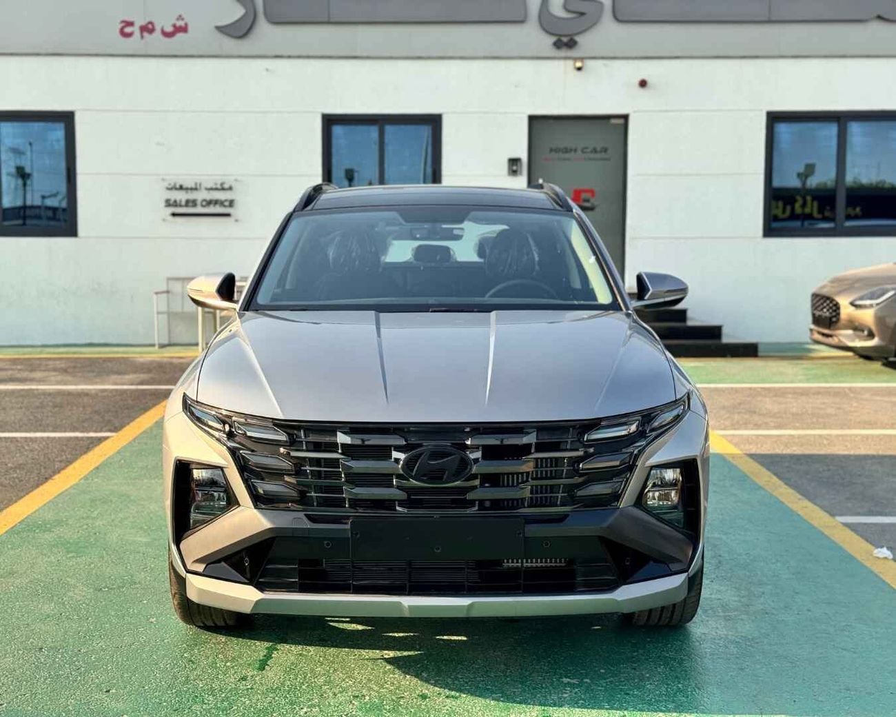 هيونداي توسون HYUNDAI TUCSON 1.6T - 2027 MODEL - GCC SPECS - SILVER COLOR