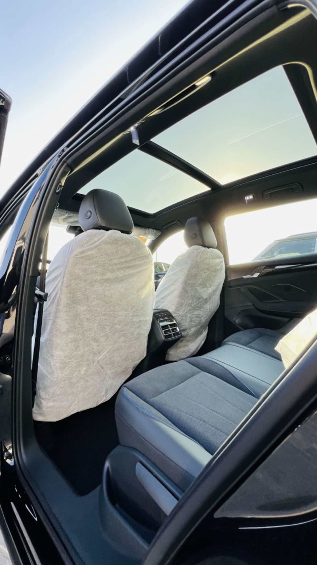 فولكس واجن تيجوان R-Line 2.0L