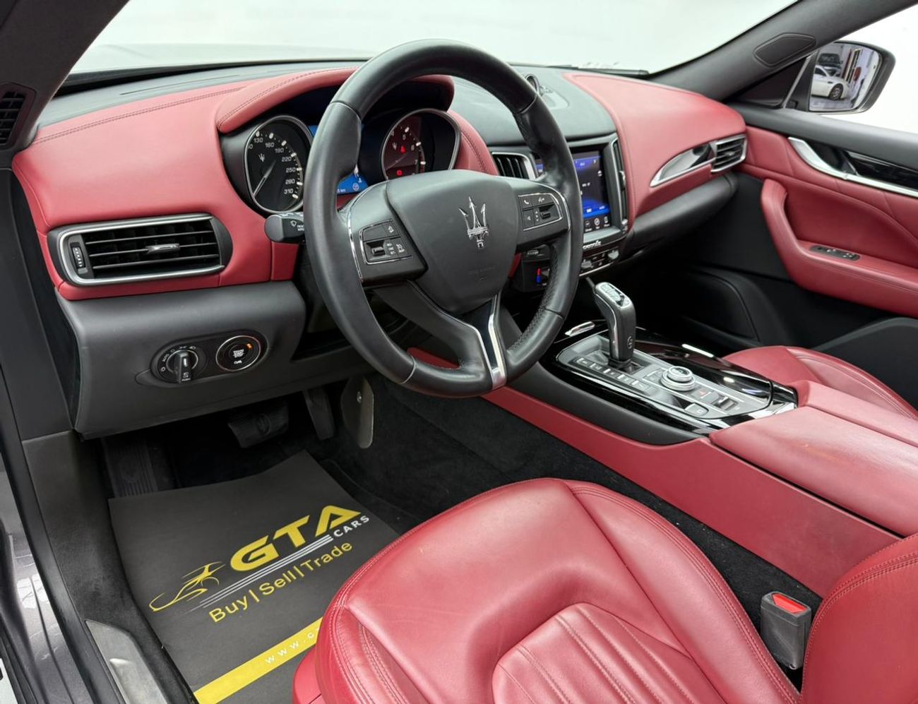 Maserati Levante Std 3.0L (350 HP) 2020 Maserati Levante Q4, Warranty, Full Maserati Service History, Excellent Condi