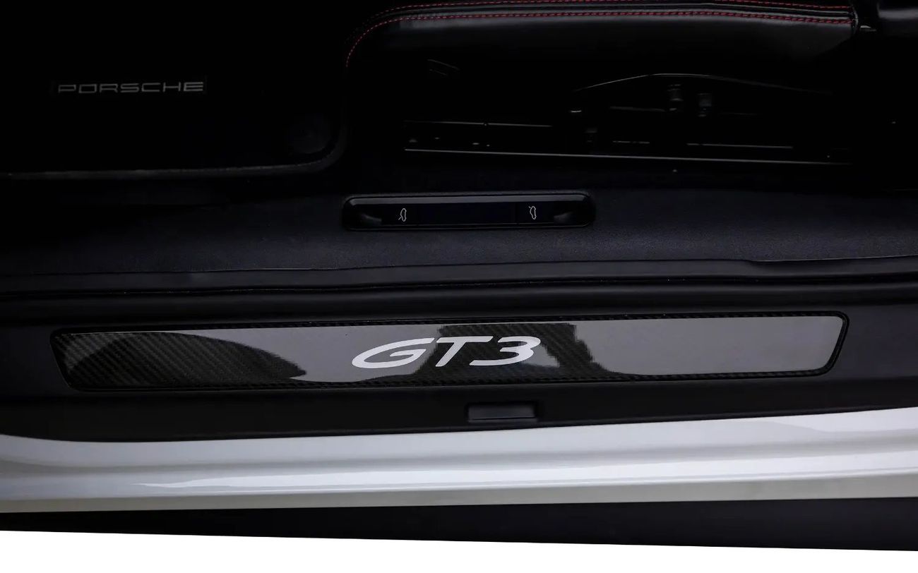 Porsche 911 GT3 Manual - GCC Spec