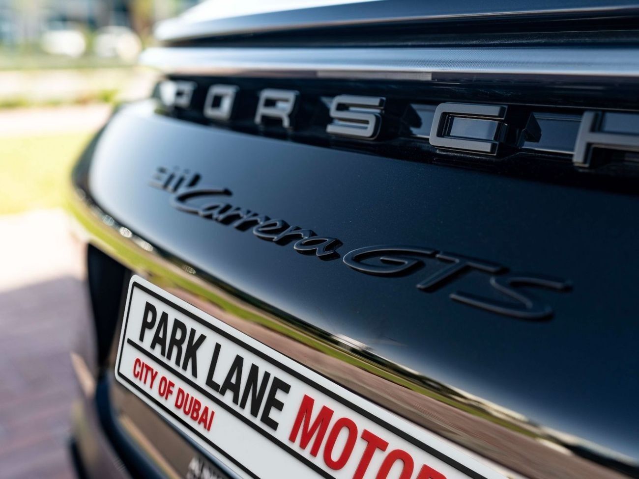 Porsche 911 Carrera 4GTS 3.0L (475 HP) Coupe