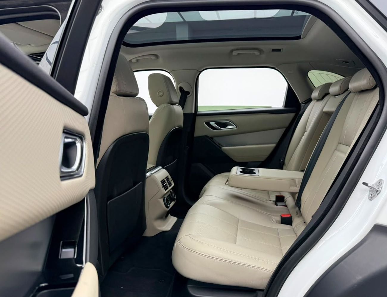 Land Rover Range Rover Velar P250 2020 Range Rover Velar P250 S, Warranty, Full Service History, Excellent Condition, GCC