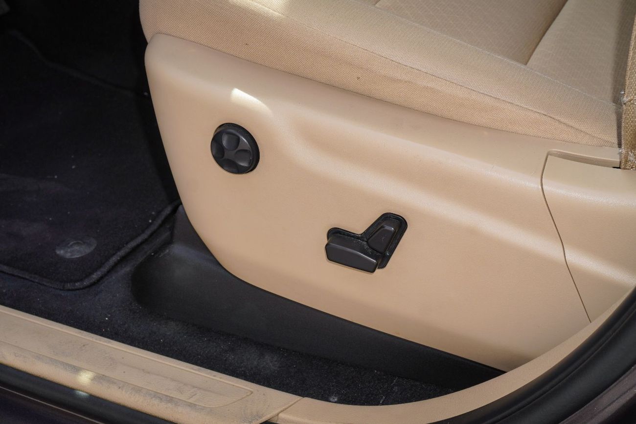 جيب شيروكي Limited 3.2L