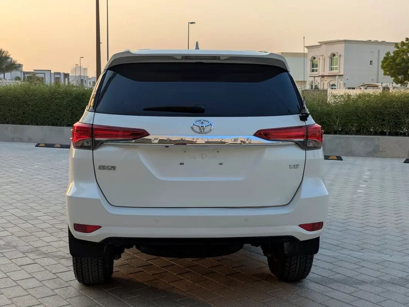 تويوتا فورتونر GXR 2019 GCC Specs V6 4.0 Engine Interior and Exterior Excellent Condition
