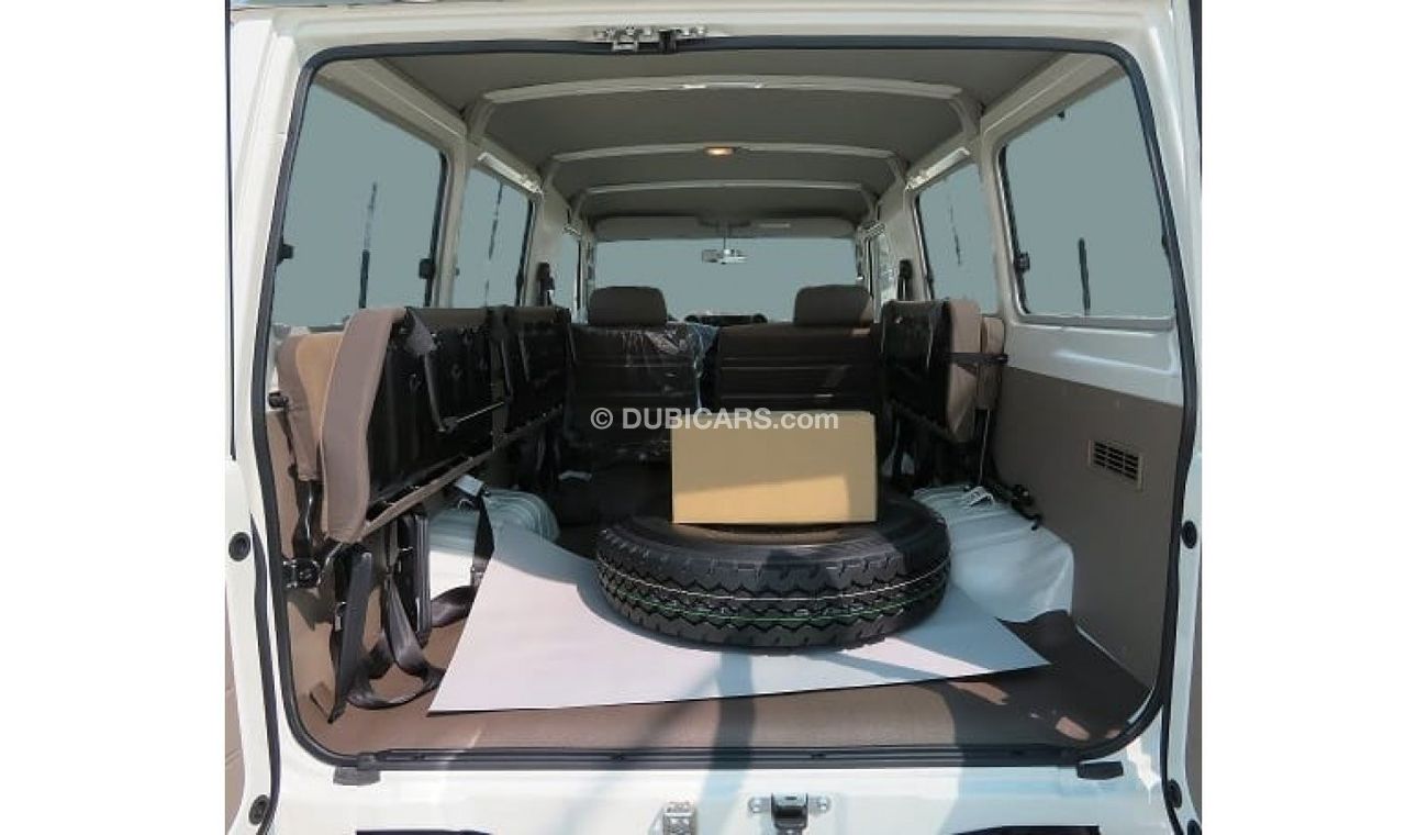 تويوتا لاند كروزر 70 TOYOTA LC HTOP 3 DOOR PETROL V6