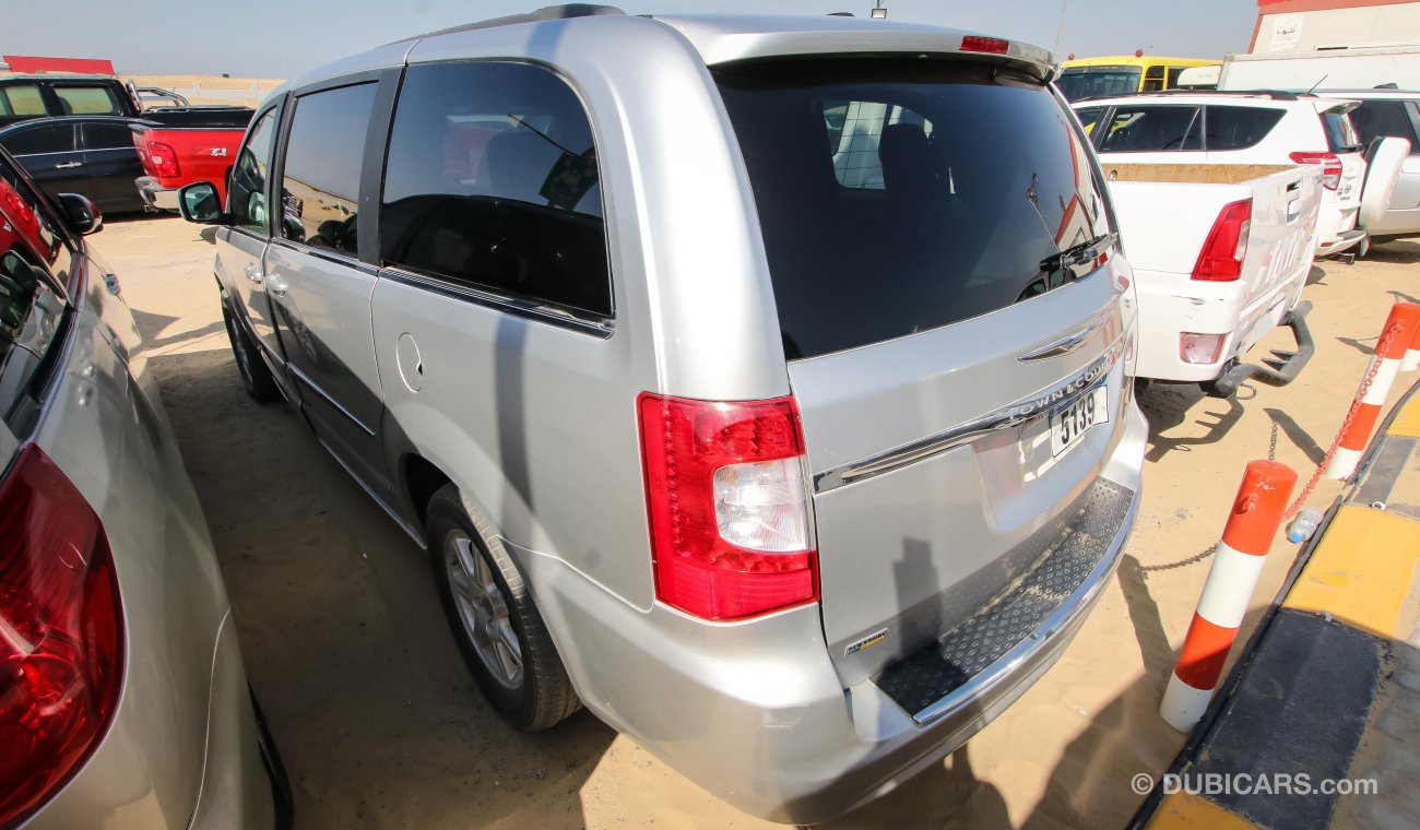 Chrysler Town & Country