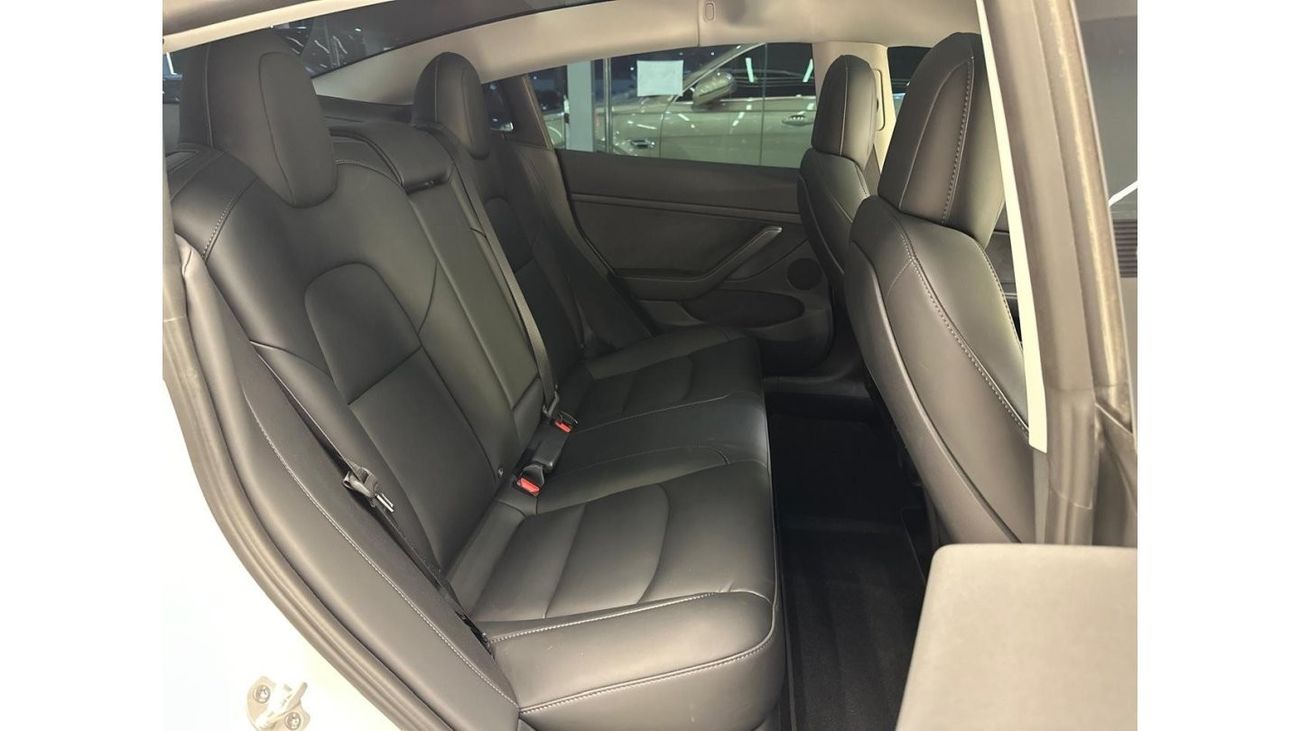 تسلا موديل 3 TESLA MODEL 3 LONG RANGE 2023 GCC 33000KM UNDER WARRANTY AND SERVICE CONTRACT NO ACCIDENT NO PAINT P