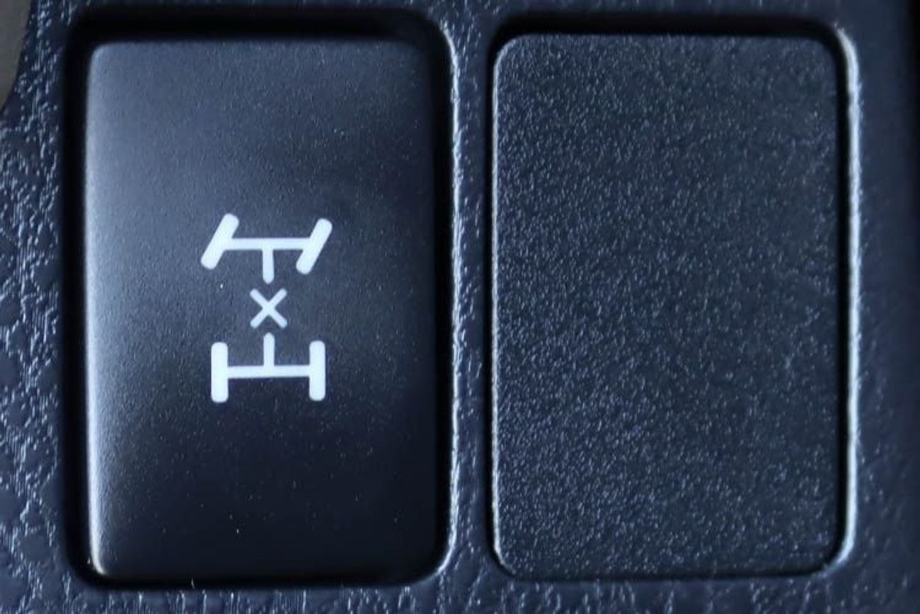 Toyota RAV4 EXR 2.5L Toyota rav4 2018 GCC without accidents in excellent condition 1927 P.M