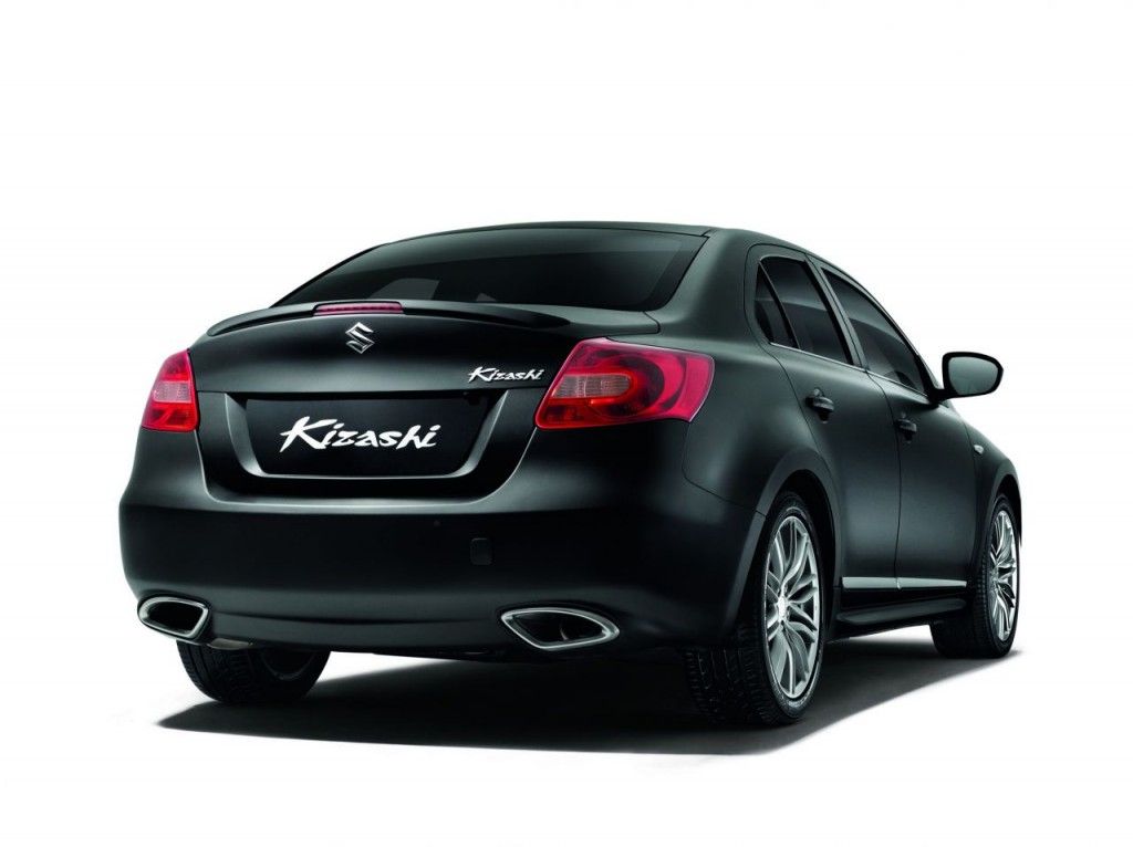 Suzuki Kizashi exterior - Rear Left Angled