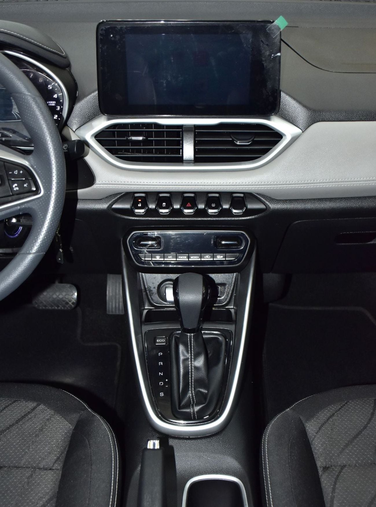 Chevrolet Groove EXCELLENT DEAL for our Chevrolet Groove LT ( 2023 Model ) in Blue Color GCC Specs