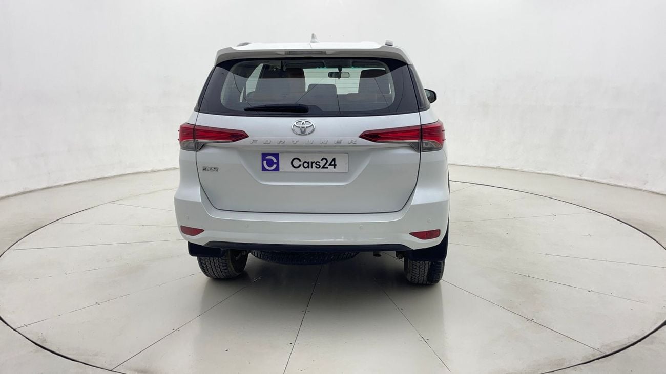 Toyota Fortuner EXR 2.7L (160 HP) 2.7L 2024 | 0 DP | 1480/Month | 30 Day Return | Service History